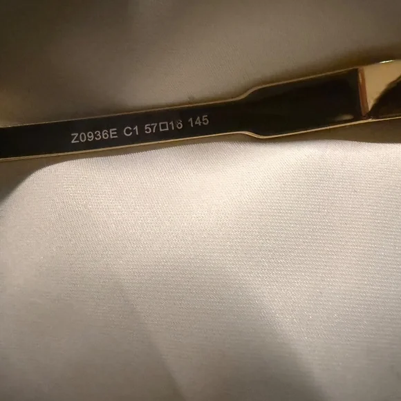 Louis Vuitton Brown Sunglasses - Picture 4 of 12